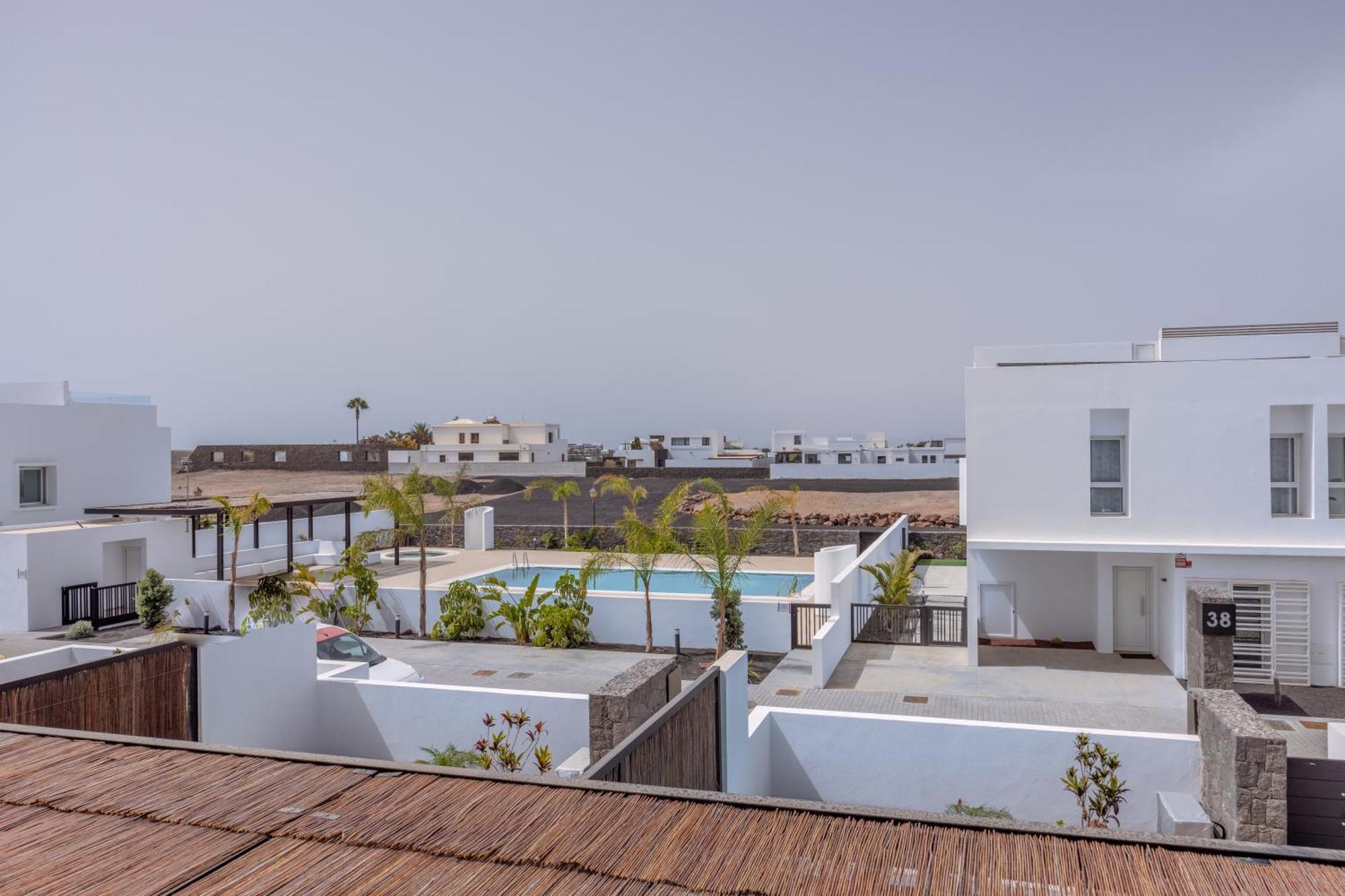 Serena Holiday Homes By Livvo Коста Бланка Экстерьер фото